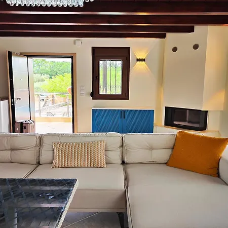 Vila Helvetia Luxury Pool