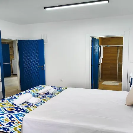 Helvetia Luxury Pool Vila